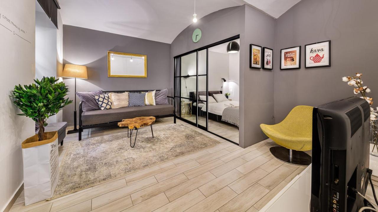 Apartments Santini Zagreb Bagian luar foto