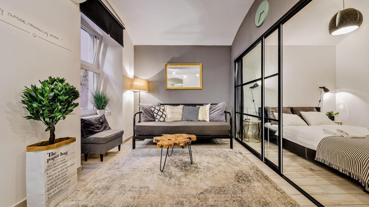 Apartments Santini Zagreb Bagian luar foto